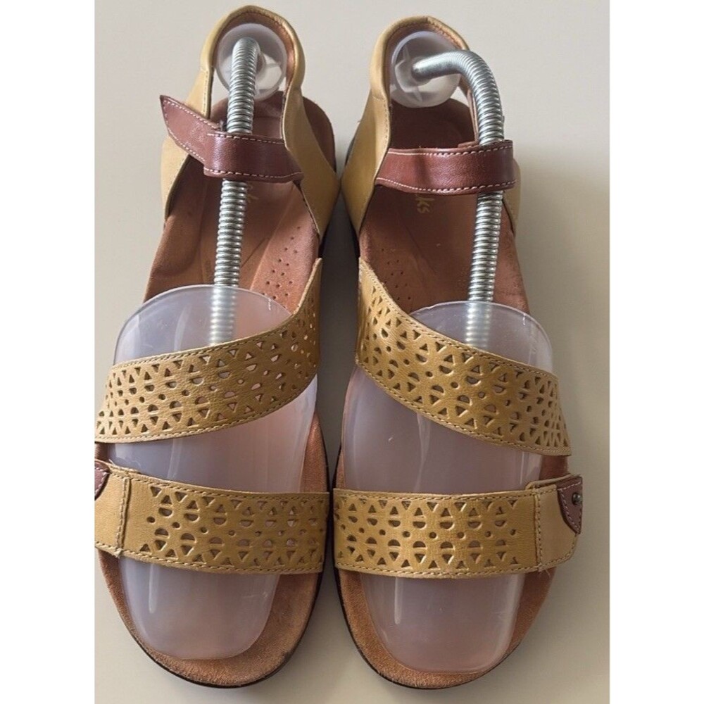 Clarks KILTY WAY Women's Sandal Yellow Leather US Size 9US Comfort Support Shoe